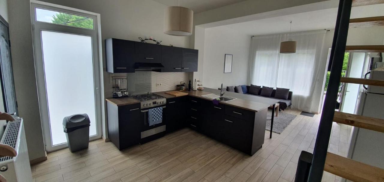 Jolie maison de Ville à 10 min du centre de Liège Flemalle-Grande Esterno foto